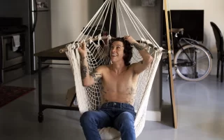 How to hang a hammock indoors