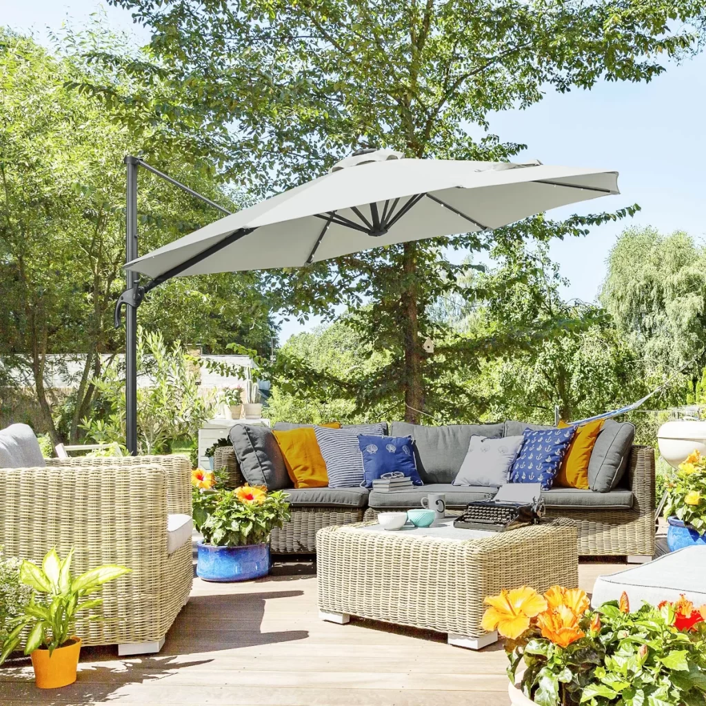 Outsunny 3(m) LED Cantilever Parasol